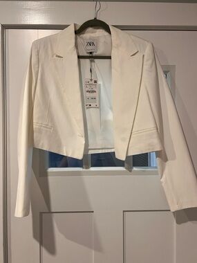 Zara Women's white linen Cropped Blazer